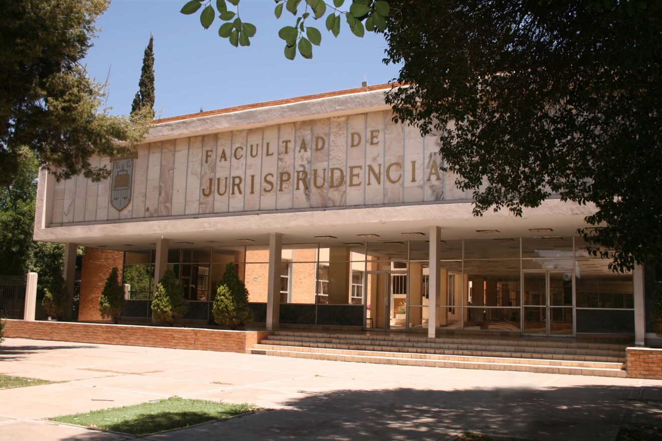 UNIVERSITARIOS El Heraldo de Saltillo